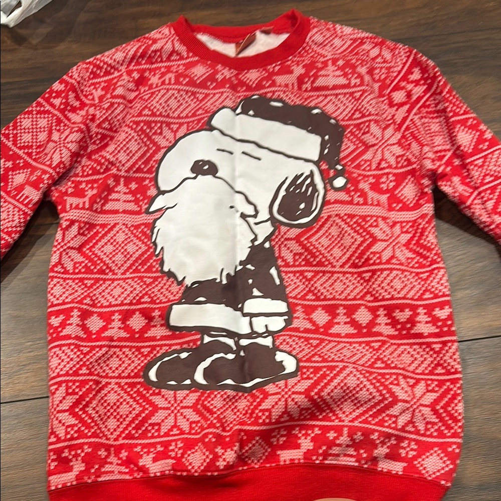 Kohl's Red and White Long Sleeve Tee with Festive Design
